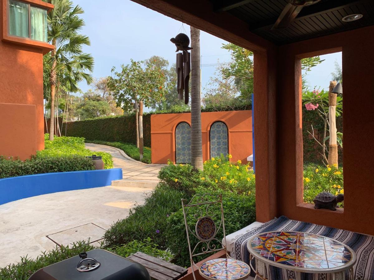 Mexican Beachfront Condo Khao Tao Exterior photo