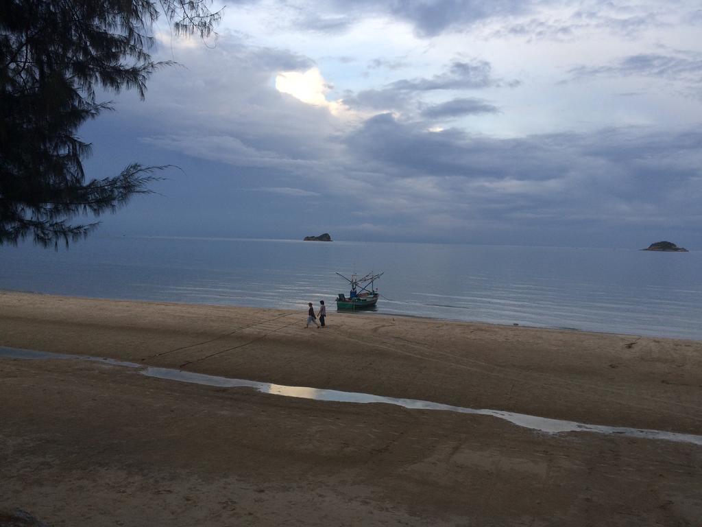 Mexican Beachfront Condo Khao Tao Exterior photo