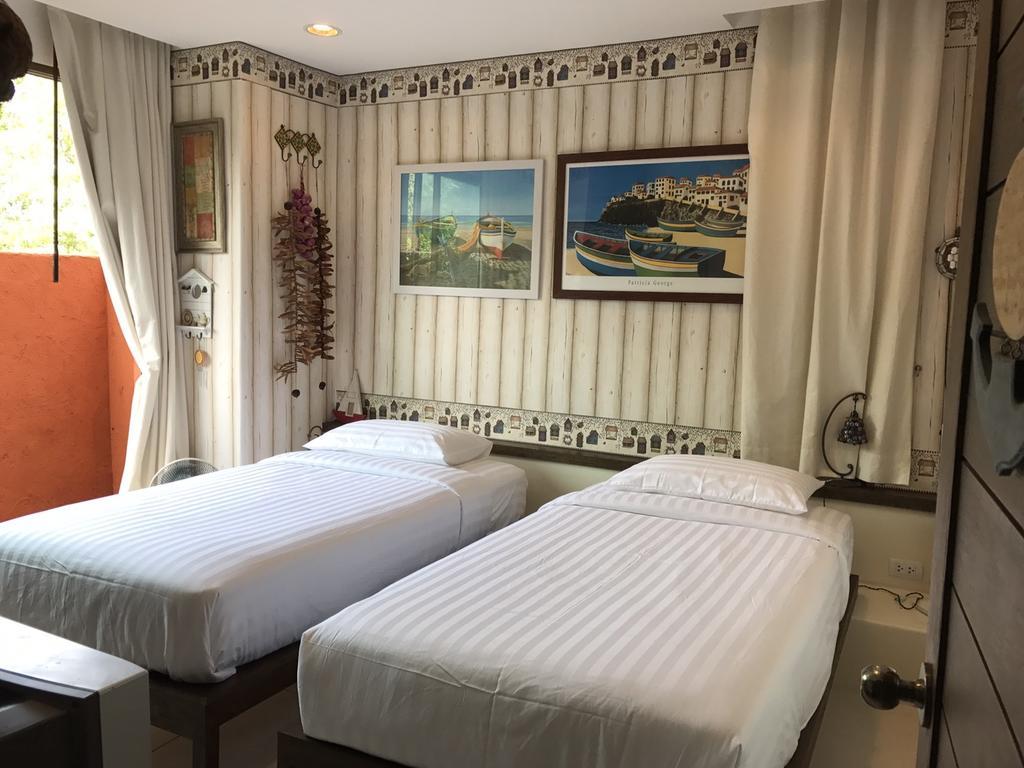 Mexican Beachfront Condo Khao Tao Exterior photo